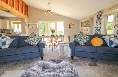 Amerton Cottage | Acorn Lodge