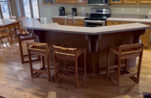 Lapeer House | Acorn Lodge Private Riverfront & Trails is an exclusive Retreat & Reunion venue.