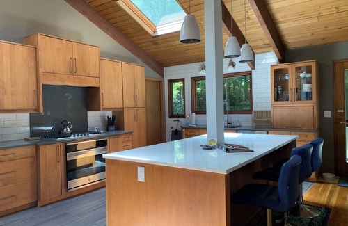 Pisgah Forest House | ACORN'S RETREAT