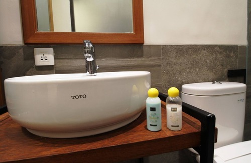 Grogol Utara Apartment | Acoustic Private Suite (CoHaus)