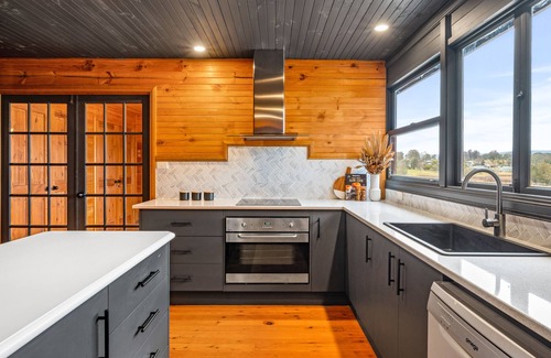 Ellalong House | Acreage Home in The Heart of Hunter Valley