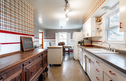 Indianapolis House | Acreage Near Downtown