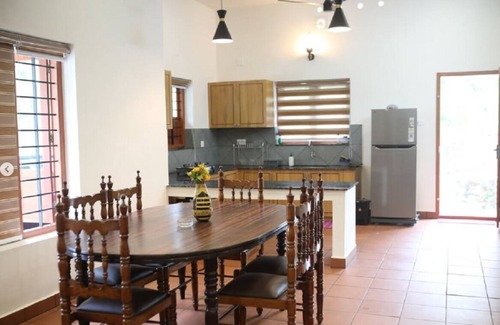 Muvattupuzha House | Acrewood Farmhouse, heritage-style house, soulful retreat into the nature.