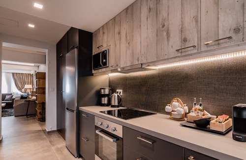 Koukaki Apartment | Acropolis Luxury Living ,Next to Metro Station, 2 Bedrooms, 2 Bathrooms.