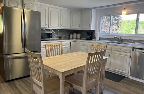 Milford House | Across from Dream Park - 6 bdrms - 3 baths - game room!