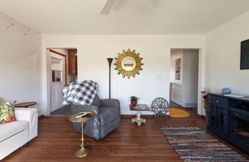 Fort Dodge House | Across from Oleson Park, feel at home here.