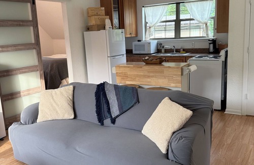 Westcliff Apartment | Across from TCU soccer field. Football season and priced for short term visit