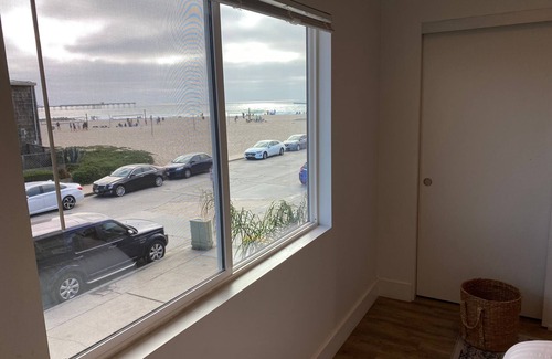 Ocean Beach Apartment | Across From The Sand 3 BR 2 BA + 2 Reserved Parkings!