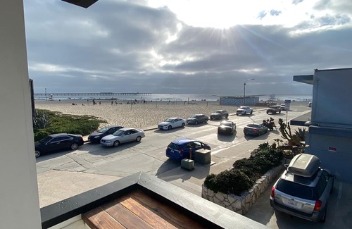 Ocean Beach Apartment | Across From The Sand 3 BR 2 BA + 2 Reserved Parkings!
