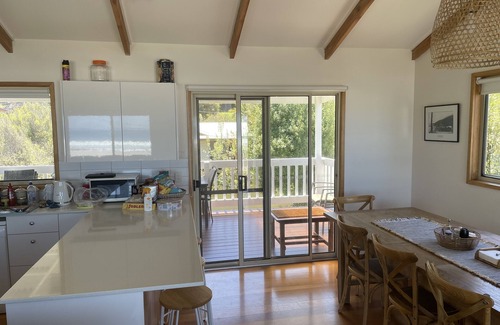 Separation Creek House | across the road from the BEACH!