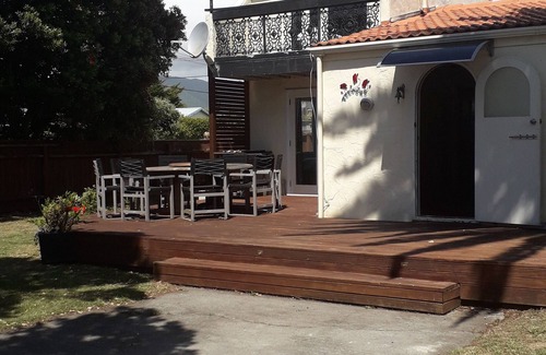 Waikanae House | Across the road from Waikanae beach and cafe's.