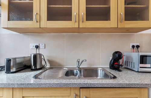 Acton Apartment | Acton Apartment 2 mins to Tube Station