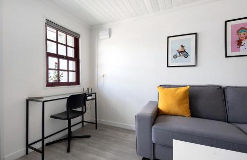 Las Arenas Apartment | Actors Studio