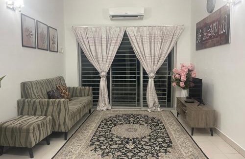 Bandar Puncak Alam Apartment | Acu Homestay Puncak Alam