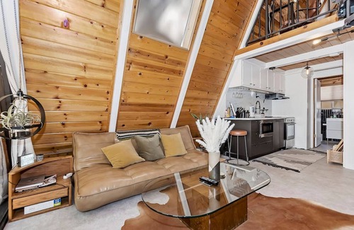 Sugarloaf Cabin | Acute A-frame Cabin w/WiFi, close drive to lake!