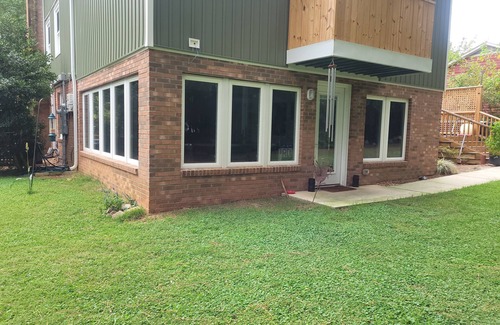 Northwest Raleigh Apartment | ADA King near Crabtree, PNC Arena, State Fairgrounds, NCMA