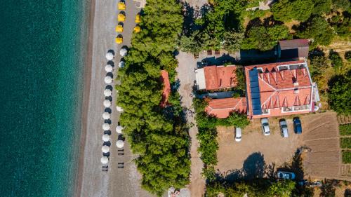 Ovabuku House | Ada Pension