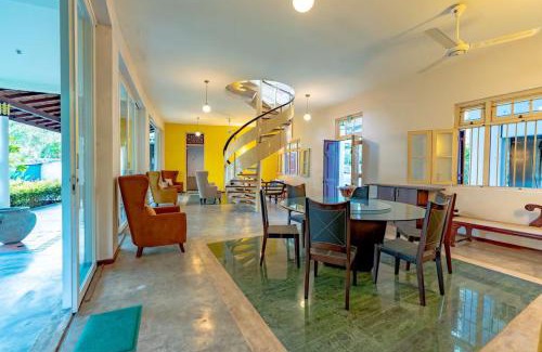 Moratuwa Resort | Adaaran Villa Bolgoda
