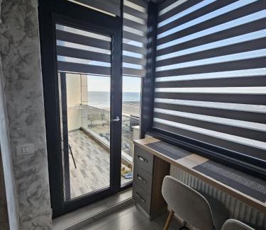 Mamaia-Sat Apartment | Adam and Eva Nest
