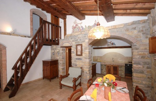 Monteverdi Marittimo House | Adamo ed Eva: house in the park