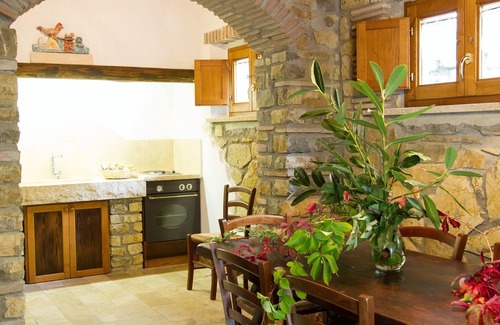 Monteverdi Marittimo House | Adamo ed Eva: house in the park