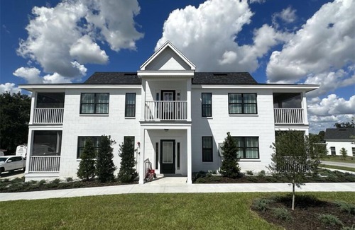 Lake Alfred Cottage | Adams Estate - Gardner #1B