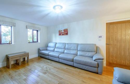 Preston House | Adamsons Barn