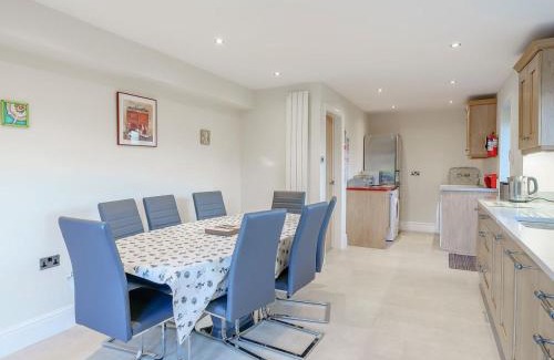 Preston House | Adamsons Barn