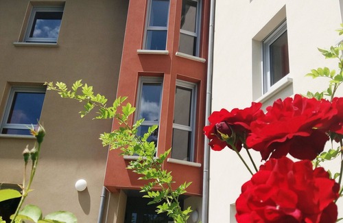 Saint-Affrique Apartment | Adapted studios for people with reduced mobility, 23m², 2 twin beds (without TV)