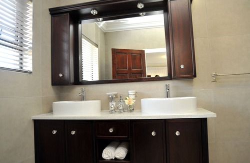 Potchefstroom House | Adato Guesthouse