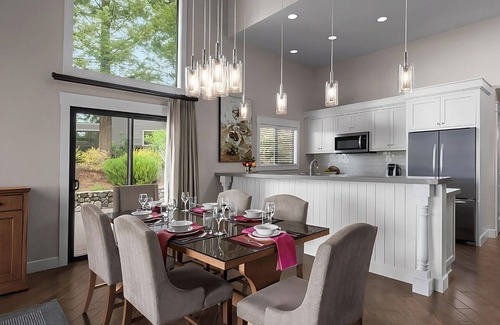 Napa Hotel | Add This To Your Vacation Stop! 2 Relaxing Suites Near Trancas Crossing Park!