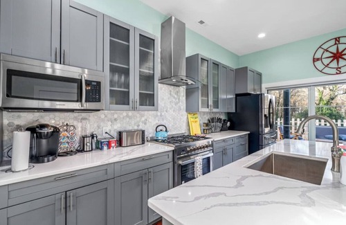 Durham House | Addictive Serenity, The Amazon Escape by Duke University in Downtown