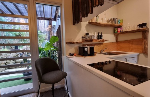 Crafers Apartment | Adelaide Hills - Kashikari Retreat - Couples Private Members Onsen