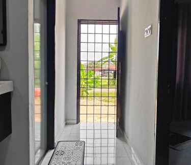 Kuala Nerang House | Aden's Stopover House