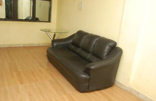 Kanchipuram Hotel | Adhi Residency