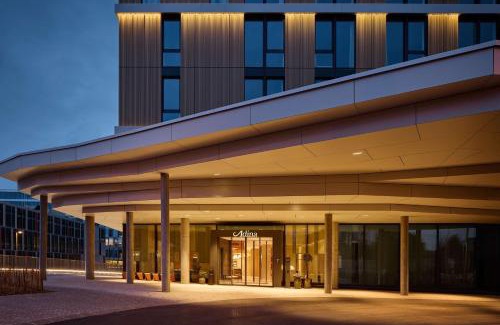 Cointrin Apartment | Adina Apartment Hotel Geneva