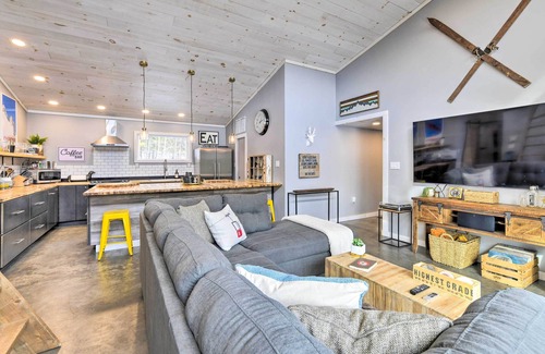 North Pole Cabin | Adirondack Cabin Near Whiteface Mountain Resort!