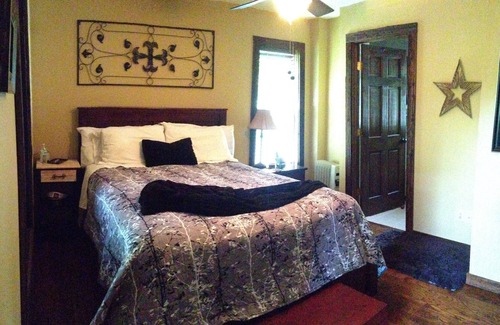 Hague Ski Chalet | Adirondack Chalet 2 miles from Hague Beach & Boat Launch on Lake George