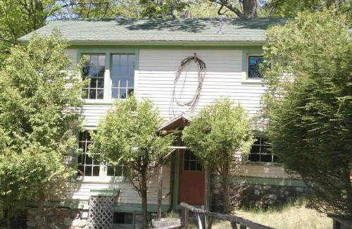 Elizabethtown House | Adirondack Cottage Retreat