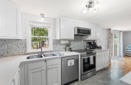 Warrensburg House | Adirondack Escape W/Pool Table 10 mins to LK George 20 mins to Gore MT