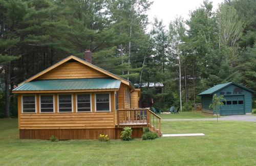 Wells Cabin | ADIRONDACK FUN - HIKE, KAYAK, EXPLORE, MAKE SMORES, R&R