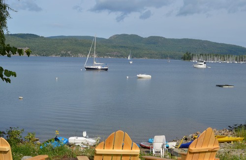 Willsboro Resort | Adirondack Lakefront Family or Friend Reunion Retreat