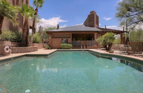 Tucson Condo | Adjacent to Lowes Ventana Canyon Golf Resort with breathtaking views!