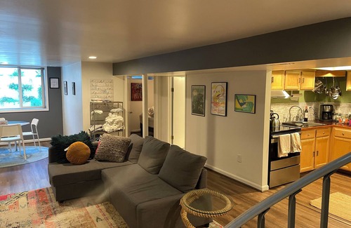 Hillsmere House | Adjacent to Quiet Waters Park and close to Eastport and Downtown Annapolis