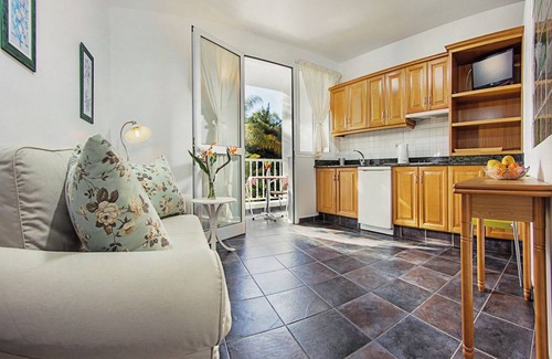 Los Llanos Apartment | Adjovimar Apartamentos