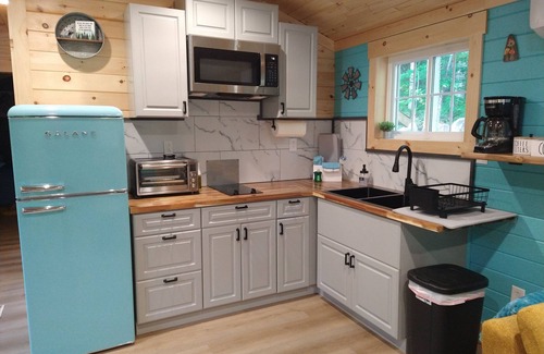 Malone Cottage | ADK Getaway "The Beech House"-New 1 Bedroom Cottage 1 mile from Adirondack Park