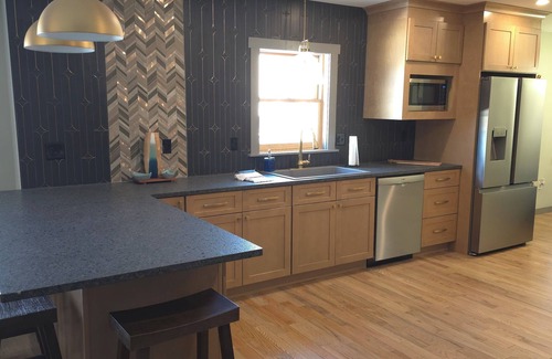 North Lake George House | ADK Retreat - Northern Lake George - Sleeps 8 - Boating, Hiking, & History