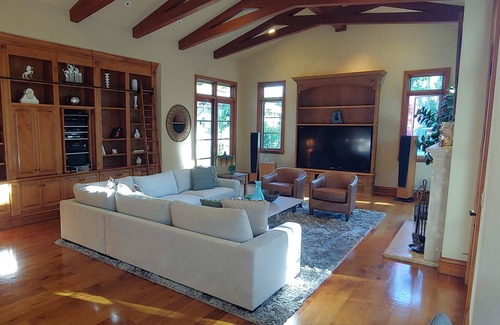 West Atherton House | ADL Luxurious and Spacious in West Atherton