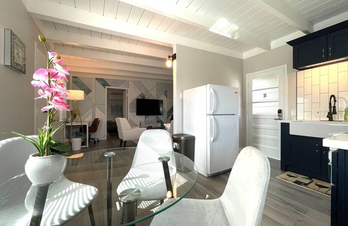 North Long Beach House | ★ADMIRABLE 1B1B REVAMPED HOME IN LONG BEACH★