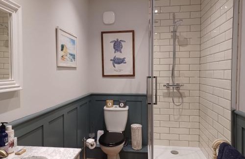 Bridport House | Admiral's Cottage